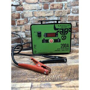 Schumacher FR01577 200A Battery Charger + Maintainer - Engine Started 6V/12V